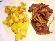 Zarte Rinderleber mit mildgebratenen Kartoffeln - Rezept