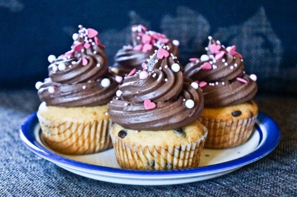 Bilder für Vanille-Schoko Cup Cakes - Rezept