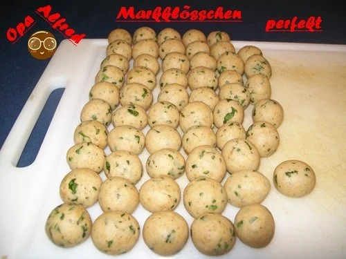 Suppeneinlagen; Opa Alfred`s Feine Marklösschen - Rezept