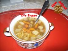 Suppen: Opa Alfred`s "Hinkelssuppe" - Rezept