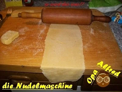 Rezept: Pasta:Opa Alfred`s Bandnudeln Bild Nr. 3 Pasta:Opa Alfred`s Bandnudeln - Rezept - Bild Nr. 3