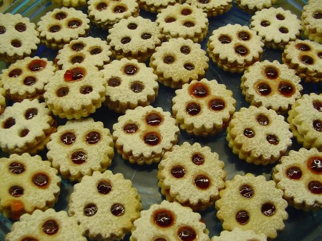 Rezept: Spitzbuebe Spitzbuebe - Rezept