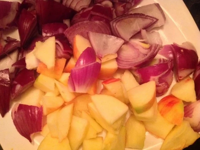 Hähnchenkeulen mit Äpfeln und Cidre aus dem Ofen - Rezept - Bild Nr. 5