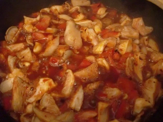 Austernpilze mit Paprika und Tomate - Rezept - Bild Nr. 4