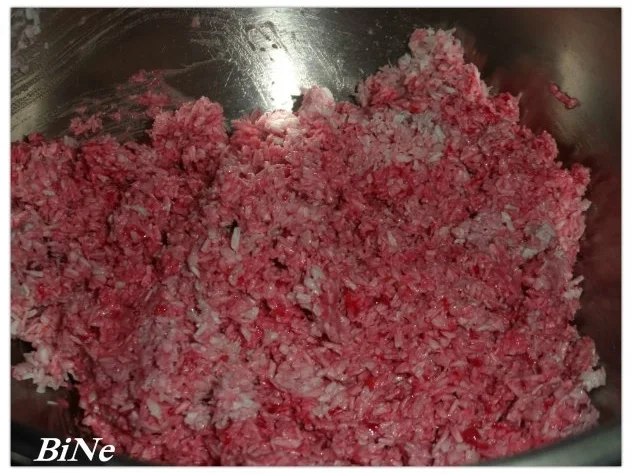 Rezept: BiNe` S KOKOSMAKRONENBÆUME MIT HIMBEEREN Bild Nr. 5 BiNe` S KOKOSMAKRONENBÆUME MIT HIMBEEREN - Rezept - Bild Nr. 5