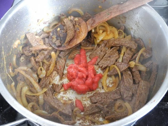 Rezept: Vegan : Paprika - Soja - Gulasch mit Viererlei Gemüsestampf Bild Nr. 7 Vegan : Paprika - Soja - Gulasch mit Viererlei Gemüsestampf - Rezept - Bild Nr. 7