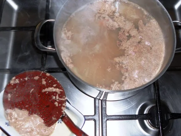 Rezept: Feines Nierenragout à la "Oòrndrasch" .....( Rzpt. um 1980) Bild Nr. 12 Feines Nierenragout à la "Oòrndrasch" .....( Rzpt. um 1980) - Rezept - Bild Nr. 12