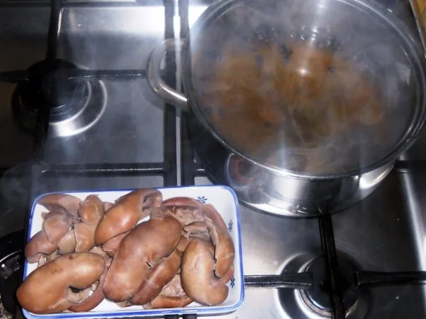 Rezept: Feines Nierenragout à la "Oòrndrasch" .....( Rzpt. um 1980) Bild Nr. 17 Feines Nierenragout à la "Oòrndrasch" .....( Rzpt. um 1980) - Rezept - Bild Nr. 17