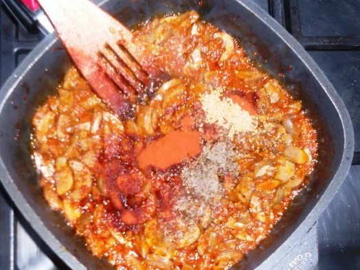 Rezept: Feines Nierenragout à la "Oòrndrasch" .....( Rzpt. um 1980) Bild Nr. 28 Feines Nierenragout à la "Oòrndrasch" .....( Rzpt. um 1980) - Rezept - Bild Nr. 28