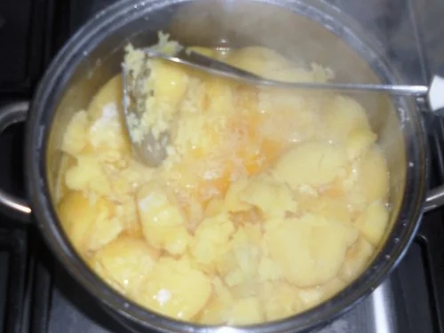 Rezept: Feines Nierenragout à la "Oòrndrasch" .....( Rzpt. um 1980) Bild Nr. 46 Feines Nierenragout à la "Oòrndrasch" .....( Rzpt. um 1980) - Rezept - Bild Nr. 46