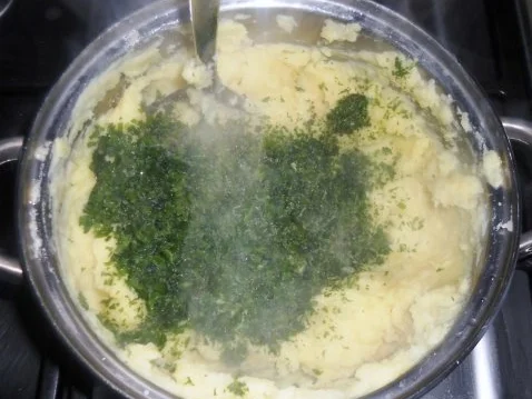 Rezept: Feines Nierenragout à la "Oòrndrasch" .....( Rzpt. um 1980) Bild Nr. 47 Feines Nierenragout à la "Oòrndrasch" .....( Rzpt. um 1980) - Rezept - Bild Nr. 47