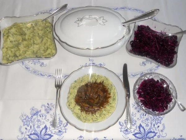 Rezept: Feines Nierenragout à la "Oòrndrasch" .....( Rzpt. um 1980) Bild Nr. 50 Feines Nierenragout à la "Oòrndrasch" .....( Rzpt. um 1980) - Rezept - Bild Nr. 50