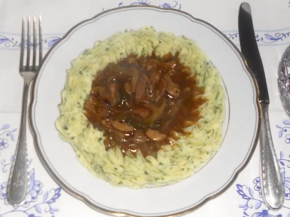 Rezept: Feines Nierenragout à la "Oòrndrasch" .....( Rzpt. um 1980) Bild Nr. 52 Feines Nierenragout à la "Oòrndrasch" .....( Rzpt. um 1980) - Rezept - Bild Nr. 52