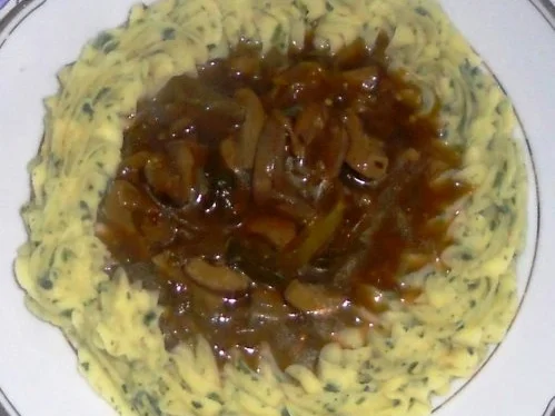 Rezept: Feines Nierenragout à la "Oòrndrasch" .....( Rzpt. um 1980) Bild Nr. 54 Feines Nierenragout à la "Oòrndrasch" .....( Rzpt. um 1980) - Rezept - Bild Nr. 54