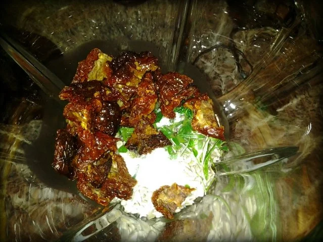 vegetarischer Brotaufstrich ( Tomate Kräuter) - Rezept - Bild Nr. 5