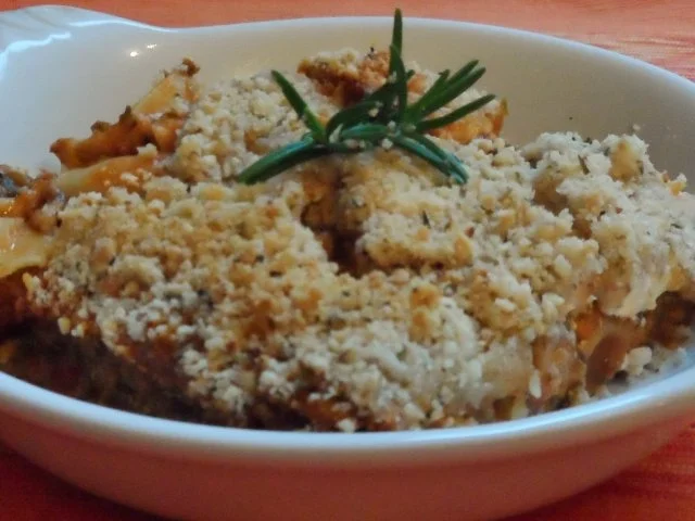 Rezept: Würzige Gorgonzola-Spinat-Lasagne mit Pecorino-Nuss-Kruste Bild Nr. 17 Würzige Gorgonzola-Spinat-Lasagne mit Pecorino-Nuss-Kruste - Rezept - Bild Nr. 17