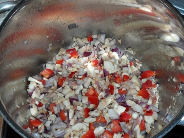 Rezept: Würzige Gorgonzola-Spinat-Lasagne mit Pecorino-Nuss-Kruste Bild Nr. 4 Würzige Gorgonzola-Spinat-Lasagne mit Pecorino-Nuss-Kruste - Rezept - Bild Nr. 4