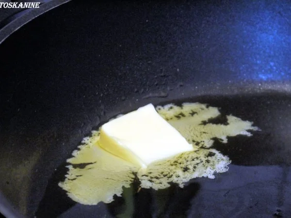 Flammkuchen mit Kräuterseitlingen - Rezept - Bild Nr. 6