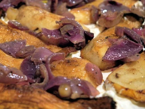 Flammkuchen mit Kräuterseitlingen - Rezept - Bild Nr. 17