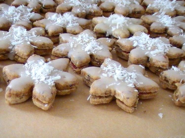 Schneeflockenplätzchen - einfach - von Flottemotte