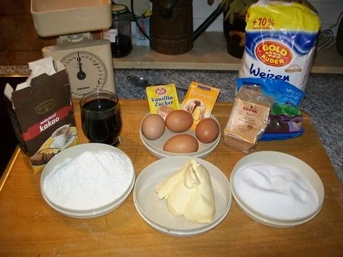 Backstube: Oma`s Rotweinkuchen - Rezept - Bild Nr. 2