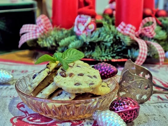 Rezept: Sablés mit Minze und Schokolade Bild Nr. 12 Sablés mit Minze und Schokolade - Rezept - Bild Nr. 12