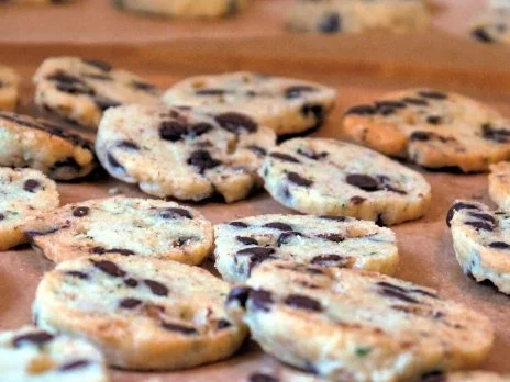 Rezept: Sablés mit Minze und Schokolade Bild Nr. 11 Sablés mit Minze und Schokolade - Rezept - Bild Nr. 11