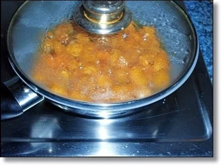 Hausgemachte Ravioli mit Muskatkürbis-Füllung  als perfekte Suppeneinlage - Rezept - Bild Nr. 12