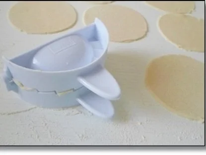 Hausgemachte Ravioli mit Muskatkürbis-Füllung  als perfekte Suppeneinlage - Rezept - Bild Nr. 23