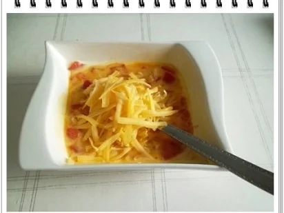 Rezept: Feierlicher Omelett zum Frühstück Bild Nr. 10 Feierlicher Omelett zum Frühstück - Rezept - Bild Nr. 10