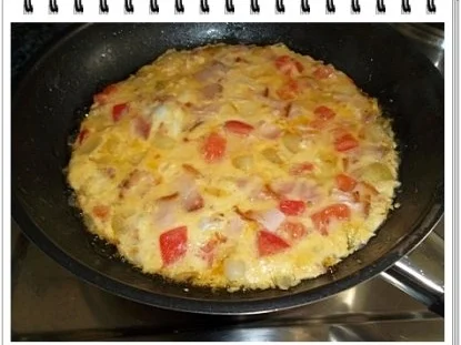 Rezept: Feierlicher Omelett zum Frühstück Bild Nr. 19 Feierlicher Omelett zum Frühstück - Rezept - Bild Nr. 19