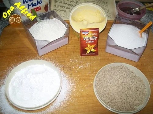 Plätzchen: Opa`s Vanillekipferl - Rezept - Bild Nr. 2