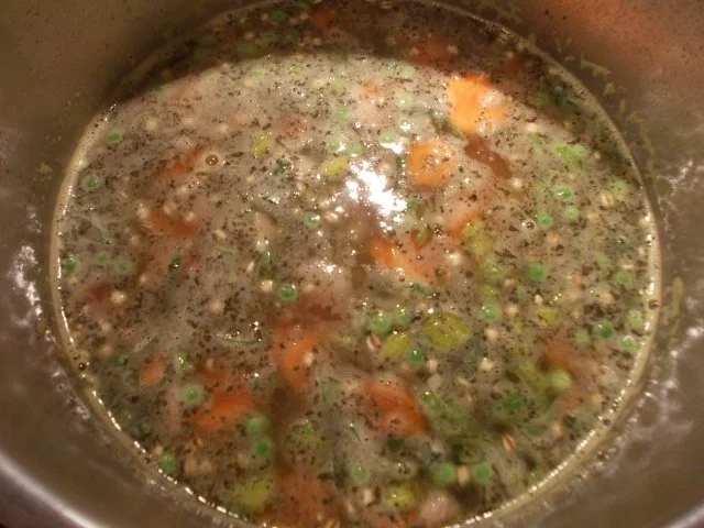 Rezept: Dinkelsuppe mit Dörrfleisch und Gemüse Bild Nr. 7 Dinkelsuppe mit Dörrfleisch und Gemüse - Rezept - Bild Nr. 7