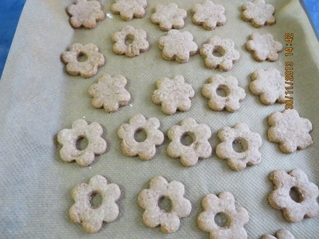 Gebäck: Linzer Plätzchen - Rezept - Bild Nr. 3