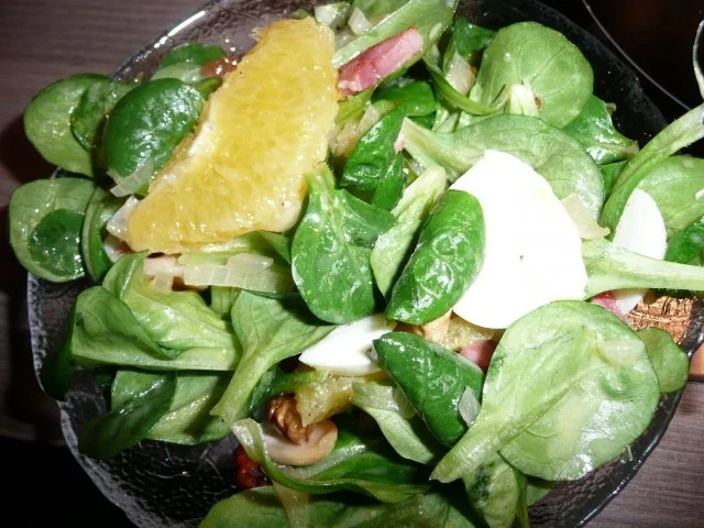 Rezept: Zwiebelschnitzel mit Spätzle und Feldsalat Bild Nr. 5 Zwiebelschnitzel mit Spätzle und Feldsalat - Rezept - Bild Nr. 5