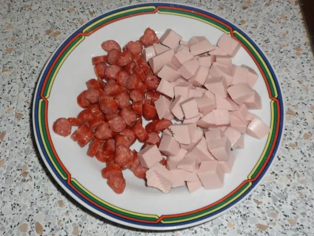 Eintöpfe/Suppen: Deftiger Kartoffel-Sauerkraut-Eintopf mit Paprika und Cabanossi - Rezept - Bild Nr. 4