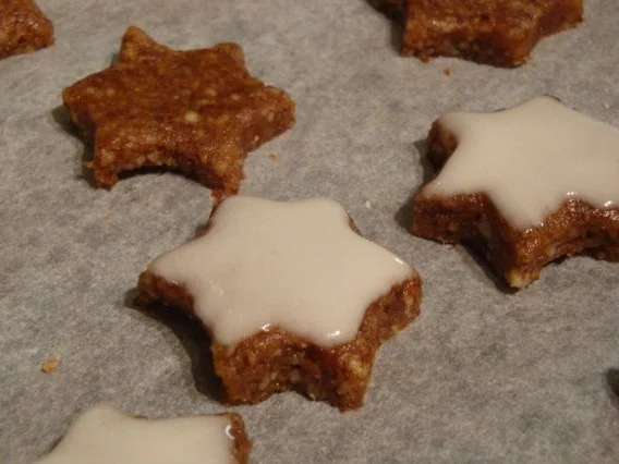 Rezept: Zimtsterne , eine Variante von Johann Lafer Zimtsterne , eine Variante von Johann Lafer - Rezept
