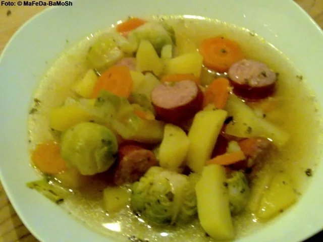 Rezept: Rosenkohl-Karotten-Topf Rosenkohl-Karotten-Topf - Rezept