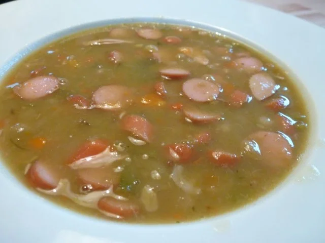 Rezept: Deftige Erbsensuppe nach Art meiner Heimat Bild Nr. 3 Deftige Erbsensuppe nach Art meiner Heimat - Rezept - Bild Nr. 3