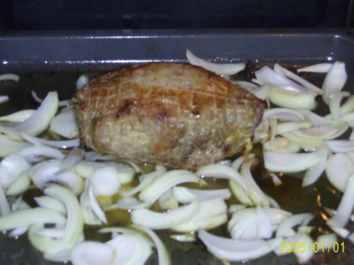 Schwein: Würziger Rollbraten mit grünen Bohnen - Rezept - Bild Nr. 3
