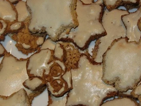 Zimtsterne mit Schokolade - Rezept