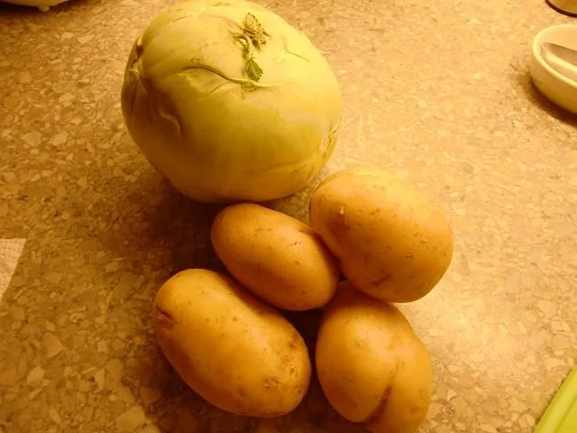 Rezept: Kohlrabi-Kartoffelstampf à la Heiko Bild Nr. 2 Kohlrabi-Kartoffelstampf à la Heiko - Rezept - Bild Nr. 2