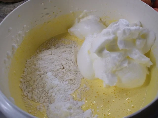 Backen: Mascarpone-Quark-Torte mit Sauerkirschen - Rezept - Bild Nr. 2