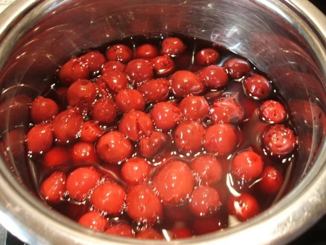 Backen: Mascarpone-Quark-Torte mit Sauerkirschen - Rezept - Bild Nr. 6