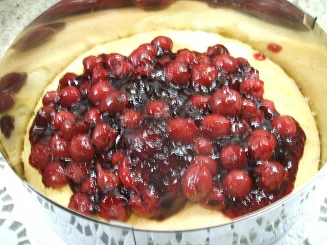 Backen: Mascarpone-Quark-Torte mit Sauerkirschen - Rezept - Bild Nr. 9
