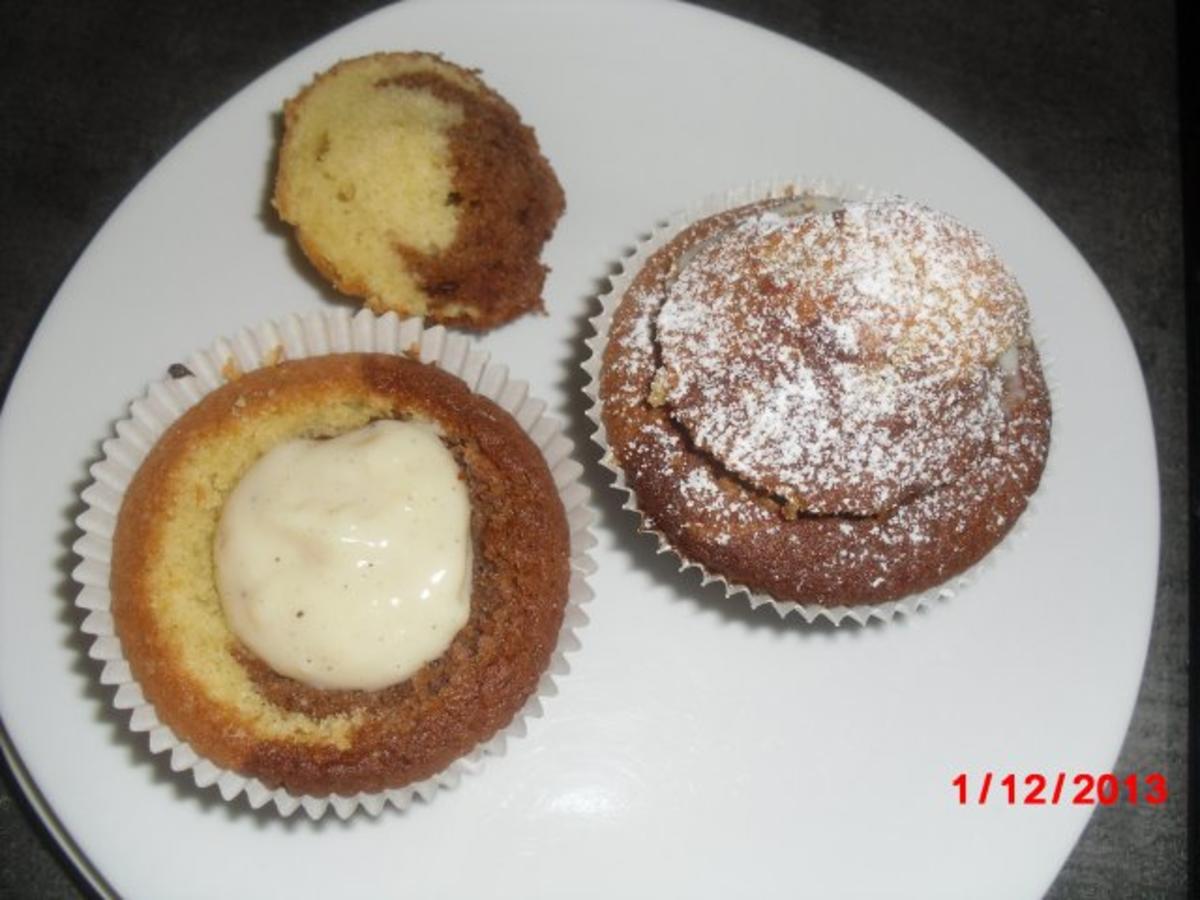Muffin schwarz/weiß mit Johannisbeer-Gelee - Rezept - kochbar.de