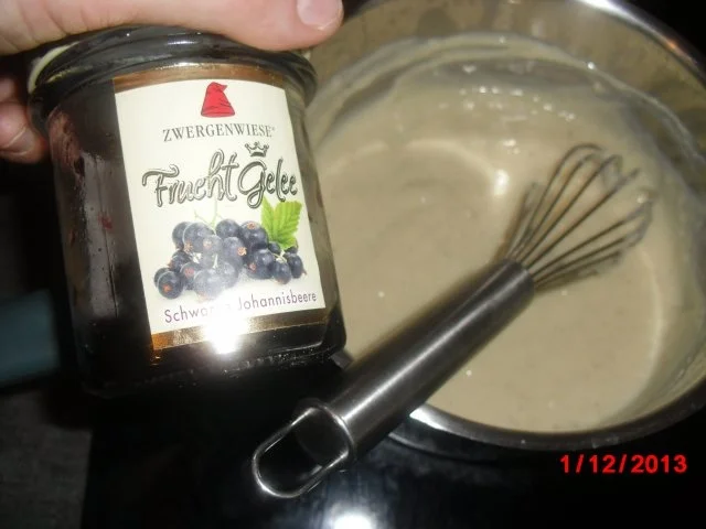 Muffin schwarz/weiß mit Johannisbeer-Gelee - Rezept - Bild Nr. 3