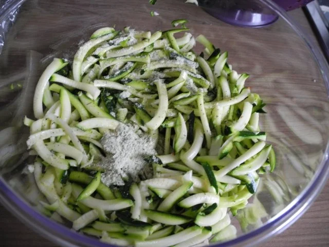 Vegan : Spaghetti - Zucchinibett - Rezept - Bild Nr. 8