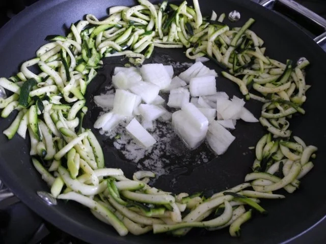 Vegan : Spaghetti - Zucchinibett - Rezept - Bild Nr. 10