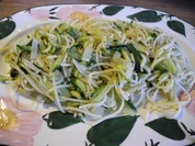 Vegan : Spaghetti - Zucchinibett - Rezept